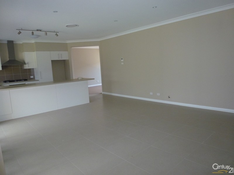 7 Graysynd Circuit, Cameron Park NSW 2285