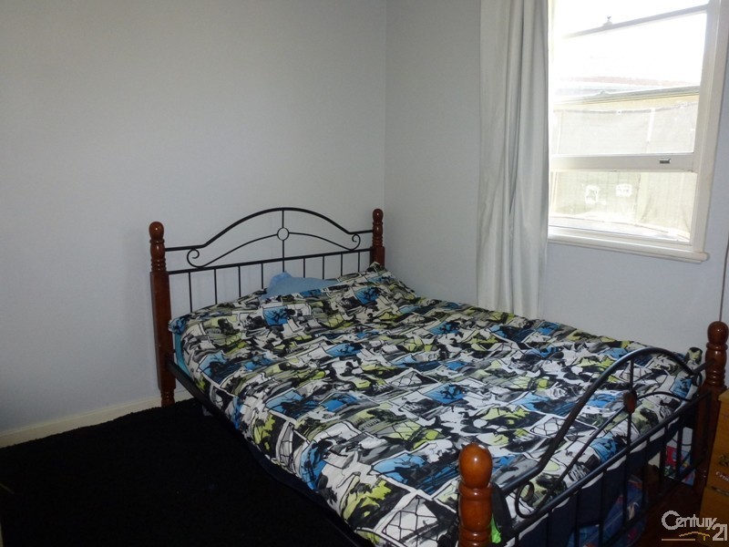 20 Raggatt Crescent, Edgeworth NSW 2285