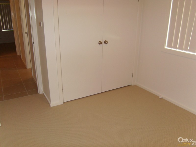 10 Graysynd Circuit, Cameron Park NSW 2285