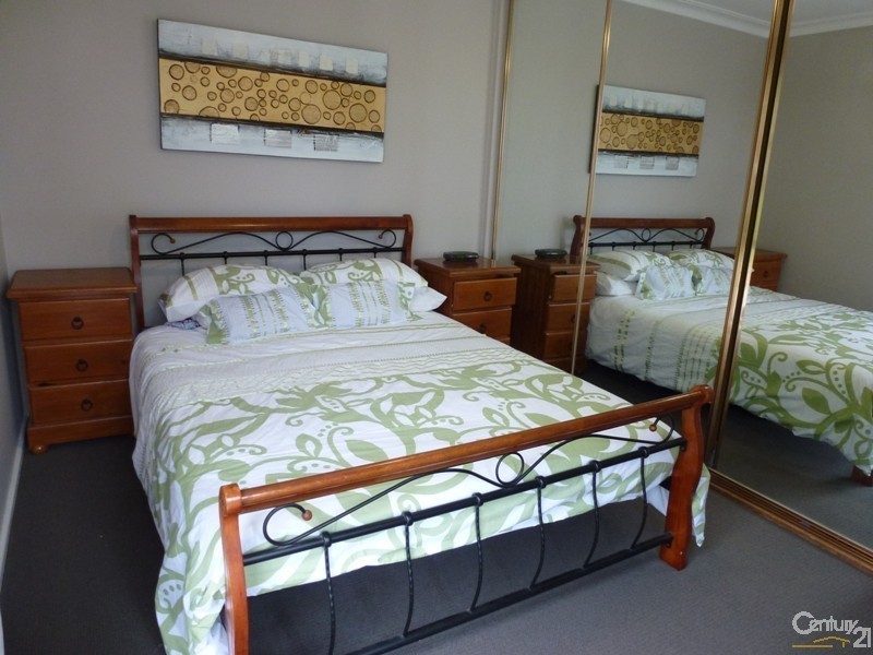 19 Carmen Road, Macquarie Hills NSW 2285