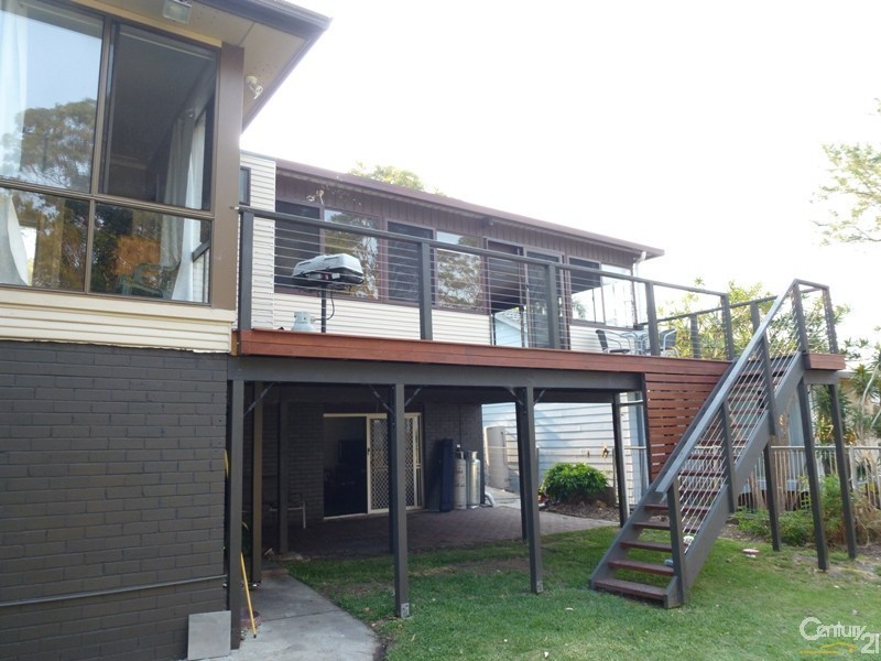 19 Carmen Road, Macquarie Hills NSW 2285