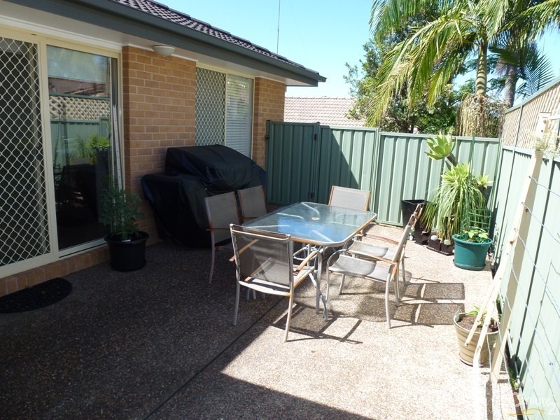 1/17A Tango Street, Mount Hutton NSW 2290