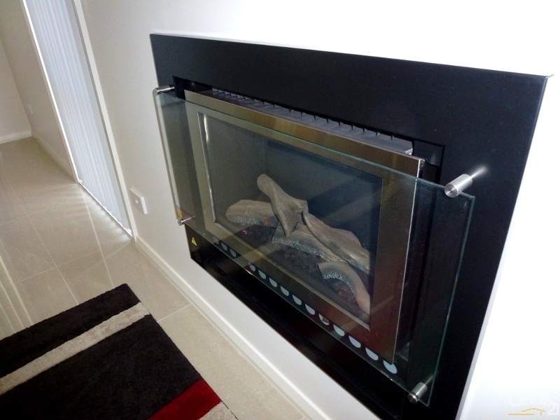 88 Northlakes Drive, Cameron Park NSW 2285