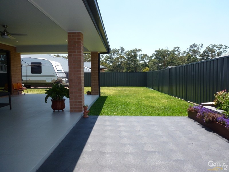 88 Northlakes Drive, Cameron Park NSW 2285