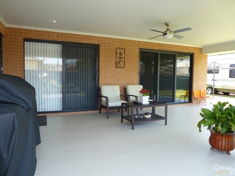 88 Northlakes Drive, Cameron Park NSW 2285