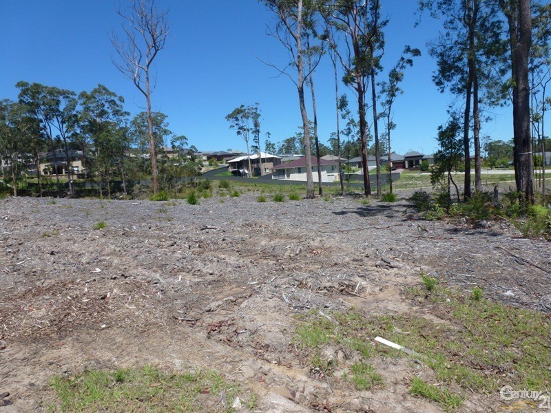 17 Devocean Place, Cameron Park NSW 2285