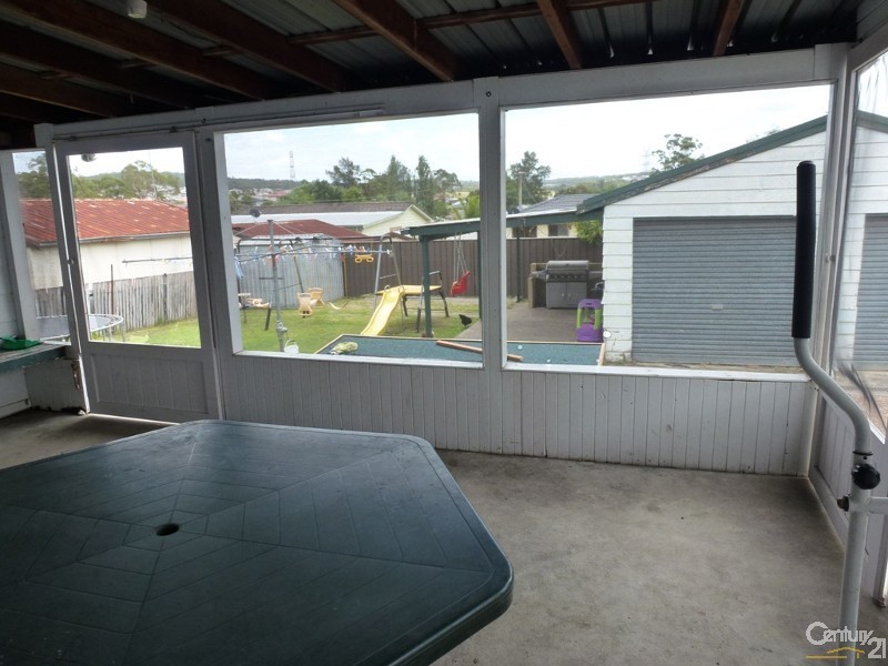23 George Booth Drive, Edgeworth NSW 2285