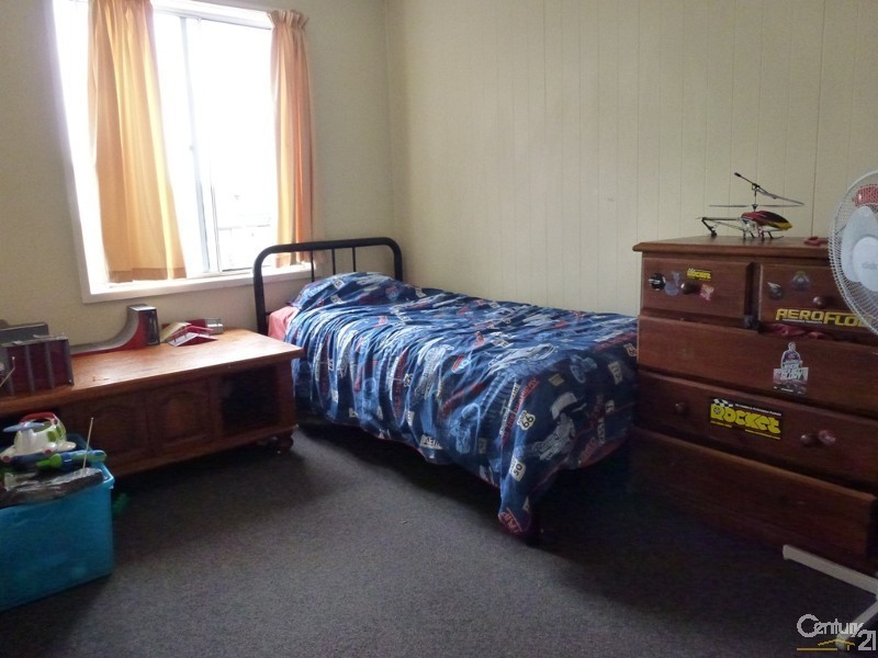 23 George Booth Drive, Edgeworth NSW 2285