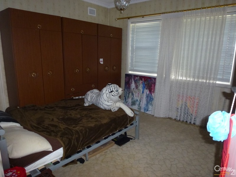 75 Newcastle Road, Wallsend NSW 2287