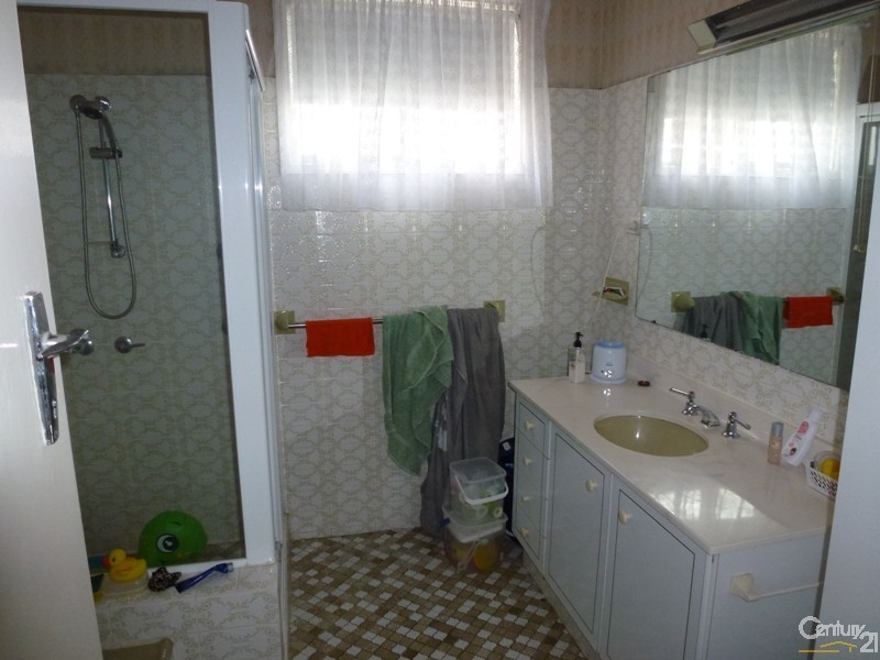 75 Newcastle Road, Wallsend NSW 2287