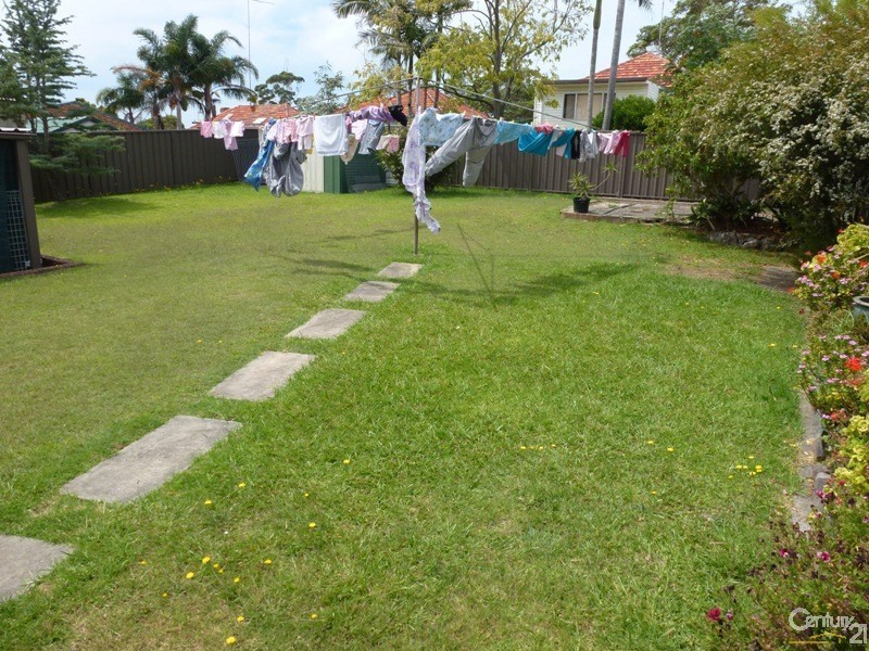 75 Newcastle Road, Wallsend NSW 2287