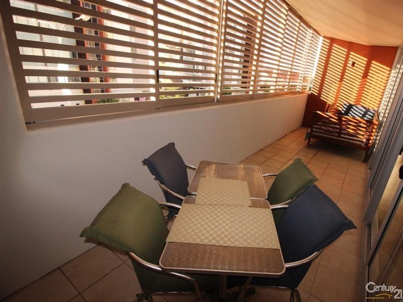 209/4 Honeysuckle Drive, Newcastle NSW 2300