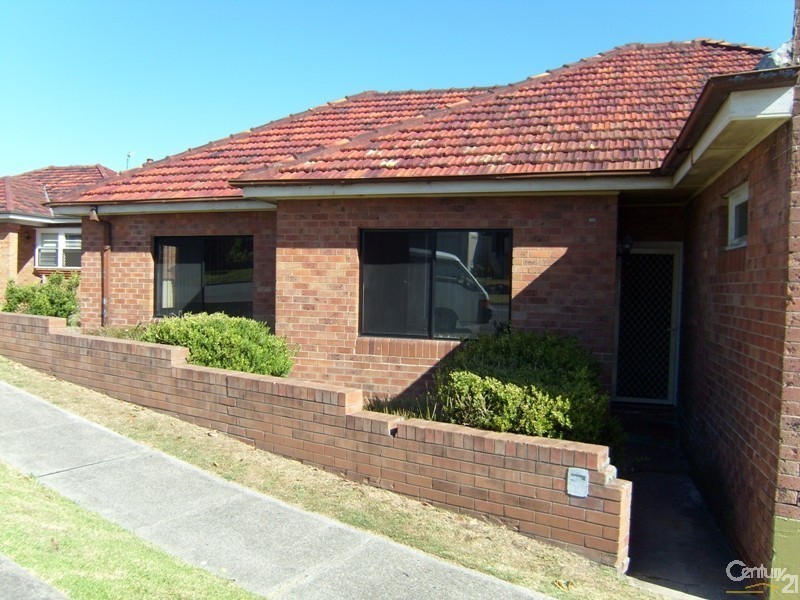 42 Lambton Road, Waratah NSW 2298