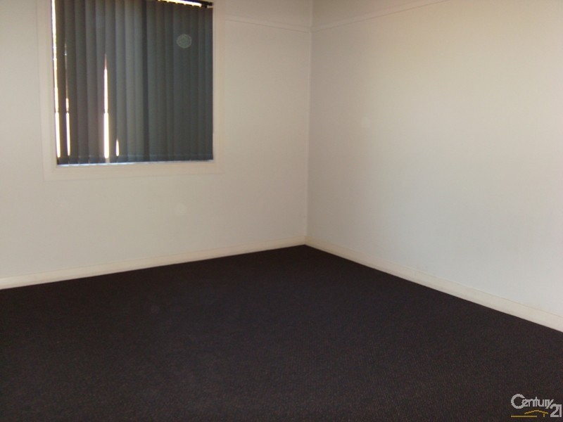 42 Lambton Road, Waratah NSW 2298