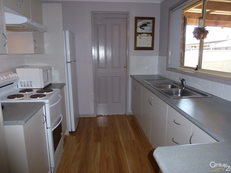 5 Toucan Close, Cameron Park NSW 2285