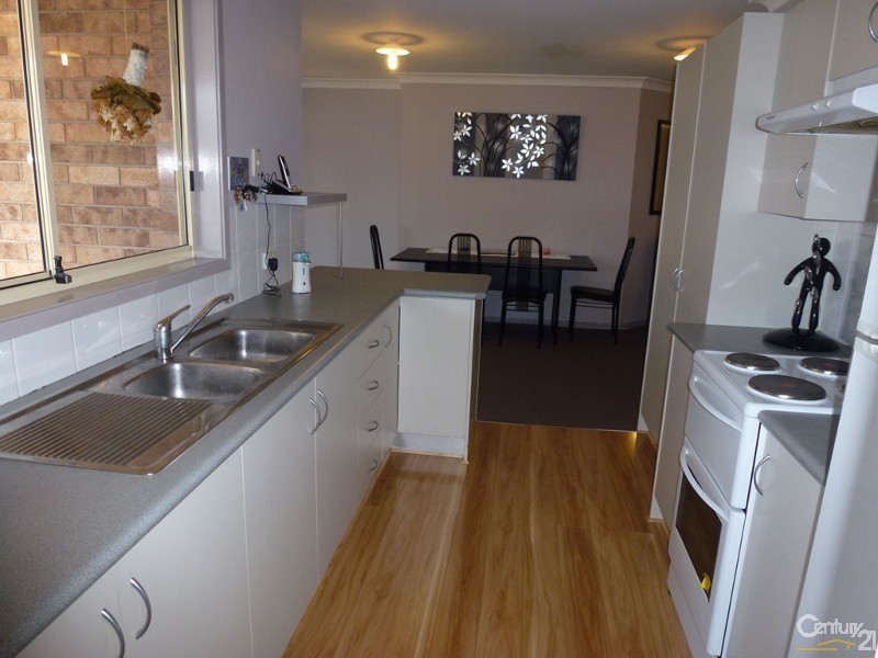 5 Toucan Close, Cameron Park NSW 2285