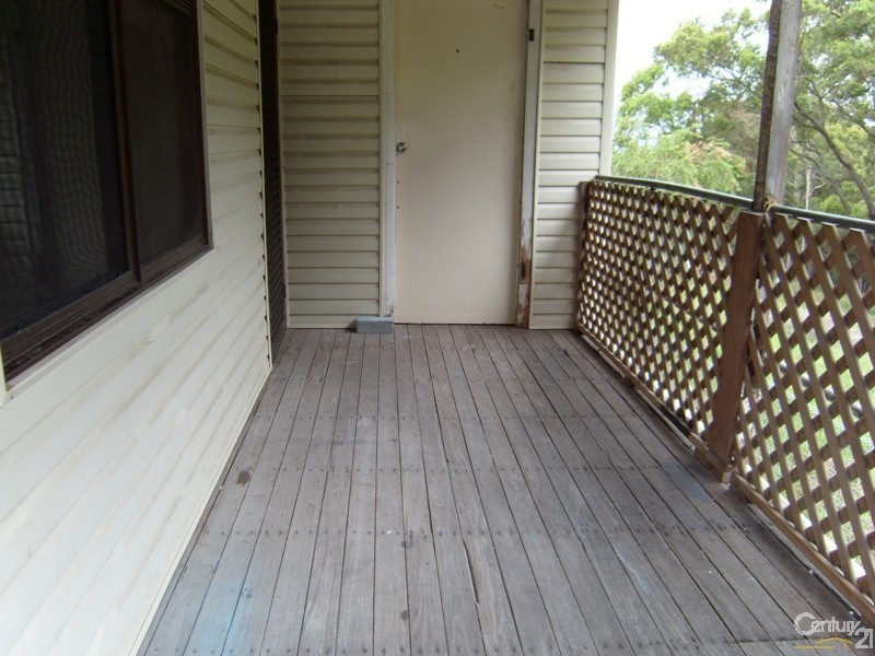 42 George Booth Drive, Seahampton NSW 2286