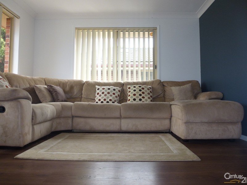 9 Balarang Street, Maryland NSW 2287