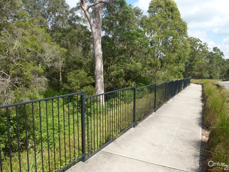 8 Konara Crescent, Fletcher NSW 2287