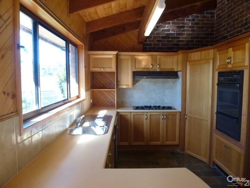 4 Kenyon Close, Edgeworth NSW 2285