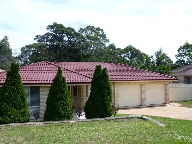 35 Springvale Circuit, Cameron Park NSW 2285