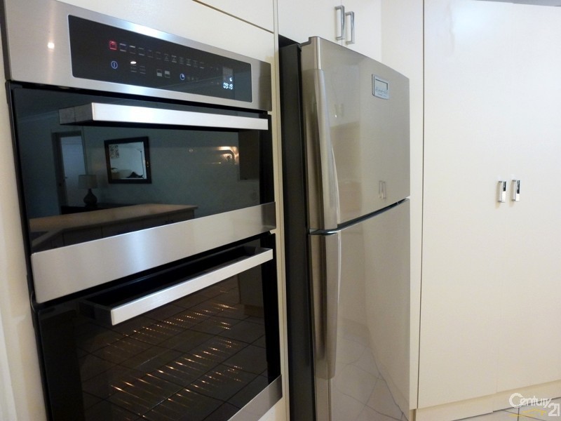 35 Springvale Circuit, Cameron Park NSW 2285