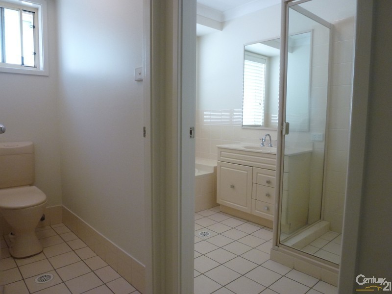 35 Springvale Circuit, Cameron Park NSW 2285