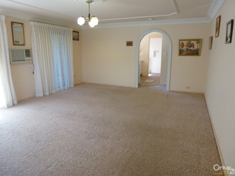 1/15 Ruston Avenue, Valentine NSW 2280