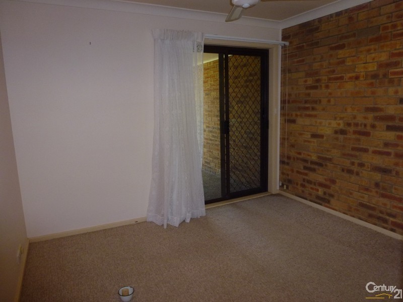 1/15 Ruston Avenue, Valentine NSW 2280