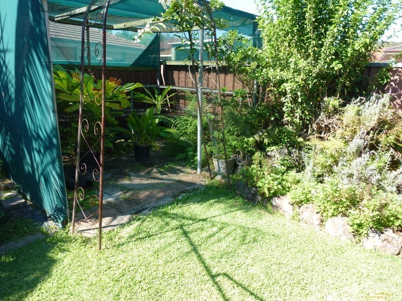 1/15 Ruston Avenue, Valentine NSW 2280