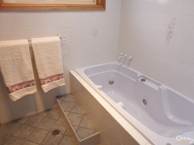 32 Turnbull Street, Edgeworth NSW 2285