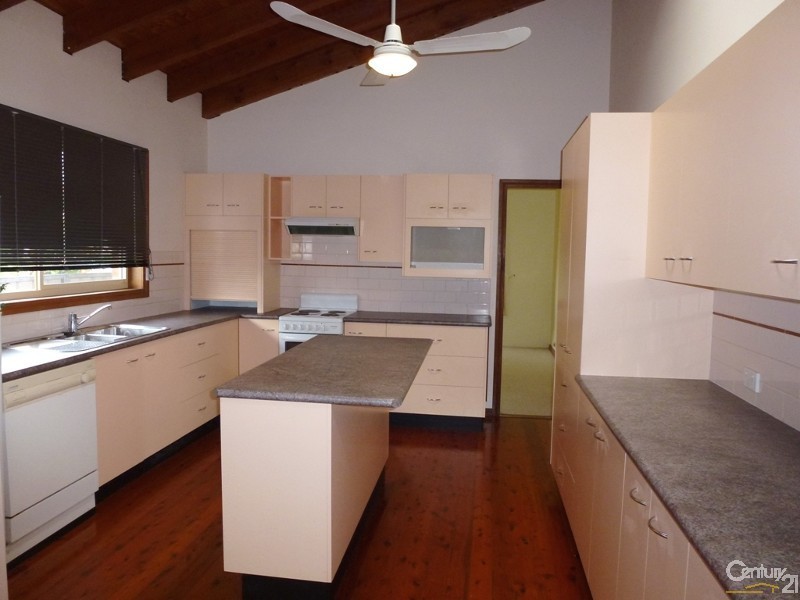 32 Turnbull Street, Edgeworth NSW 2285