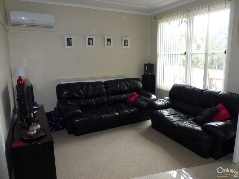 25 Stratton Road, Edgeworth NSW 2285