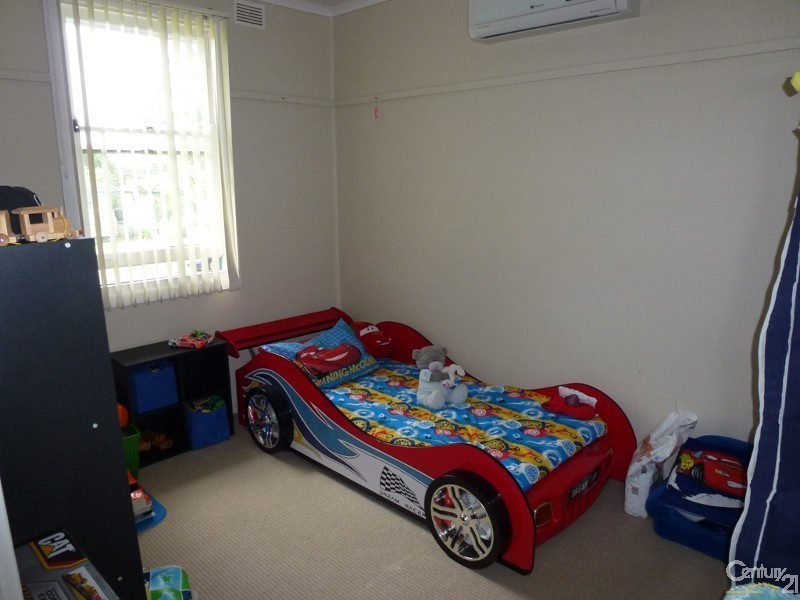 25 Stratton Road, Edgeworth NSW 2285