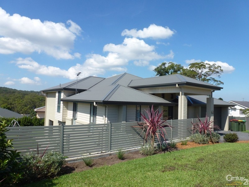 4 Emory Place, Cameron Park NSW 2285