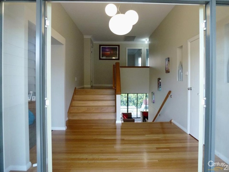 4 Emory Place, Cameron Park NSW 2285