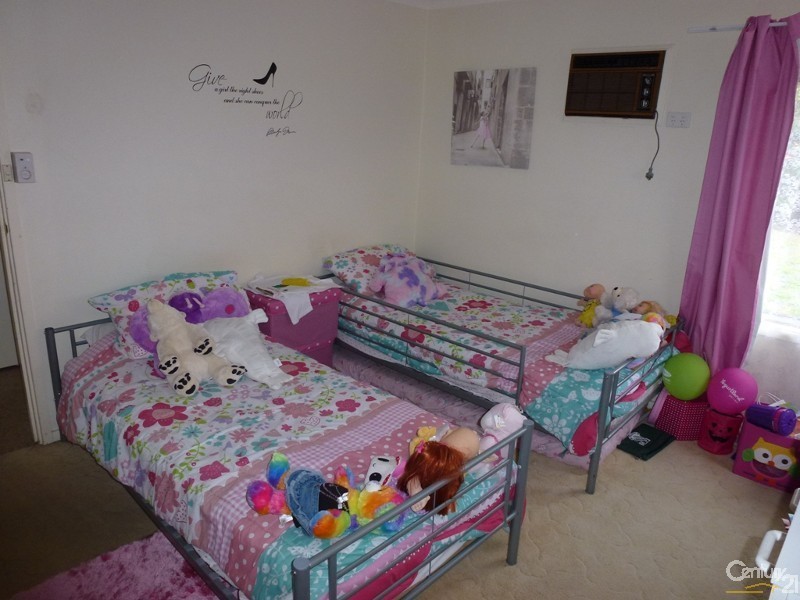 10 Coomalong Close, Holmesville NSW 2286