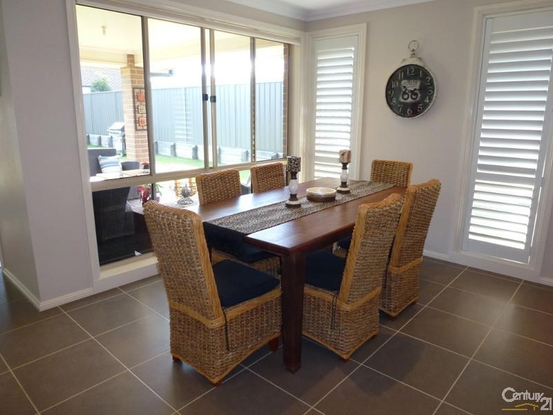 12 Konara Crescent, Fletcher NSW 2287