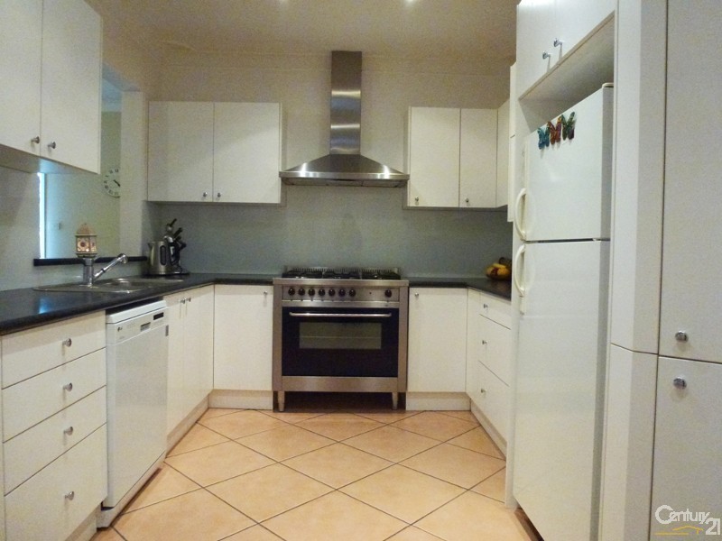 83 Neilson Street, Edgeworth NSW 2285