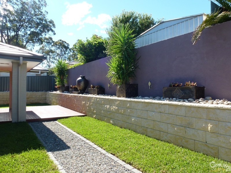 38 Calancra Avenue, Cameron Park NSW 2285
