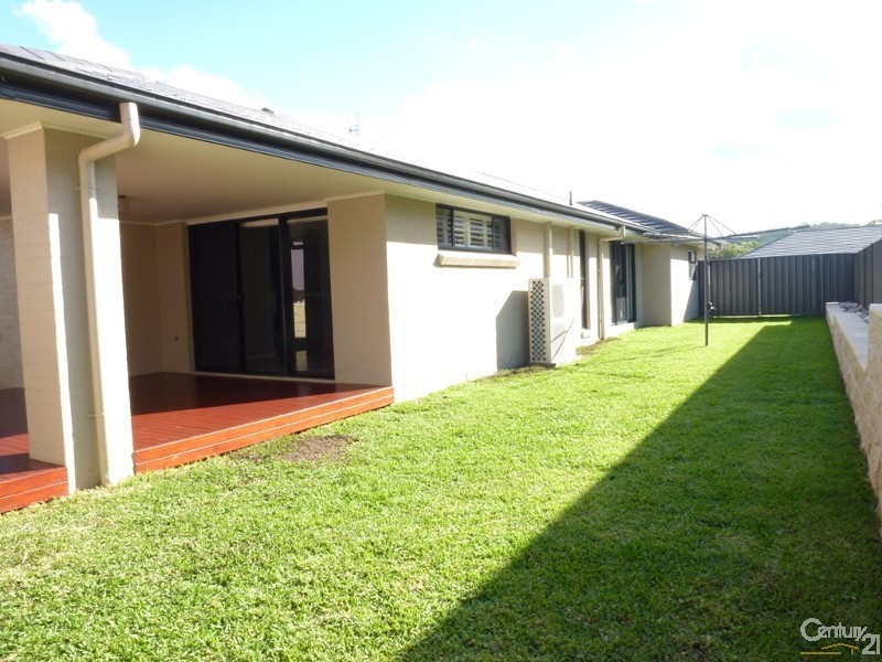 38 Calancra Avenue, Cameron Park NSW 2285