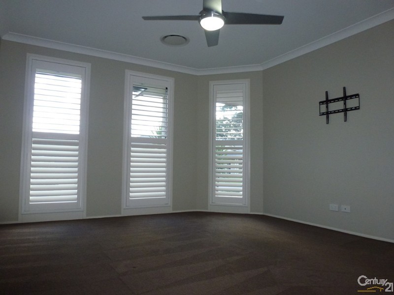 38 Calancra Avenue, Cameron Park NSW 2285