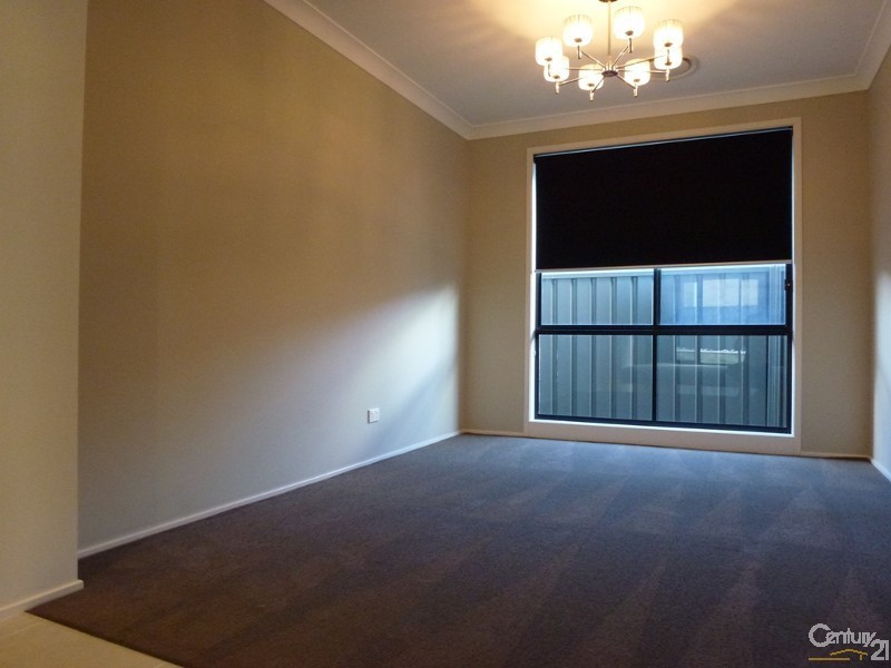 38 Calancra Avenue, Cameron Park NSW 2285