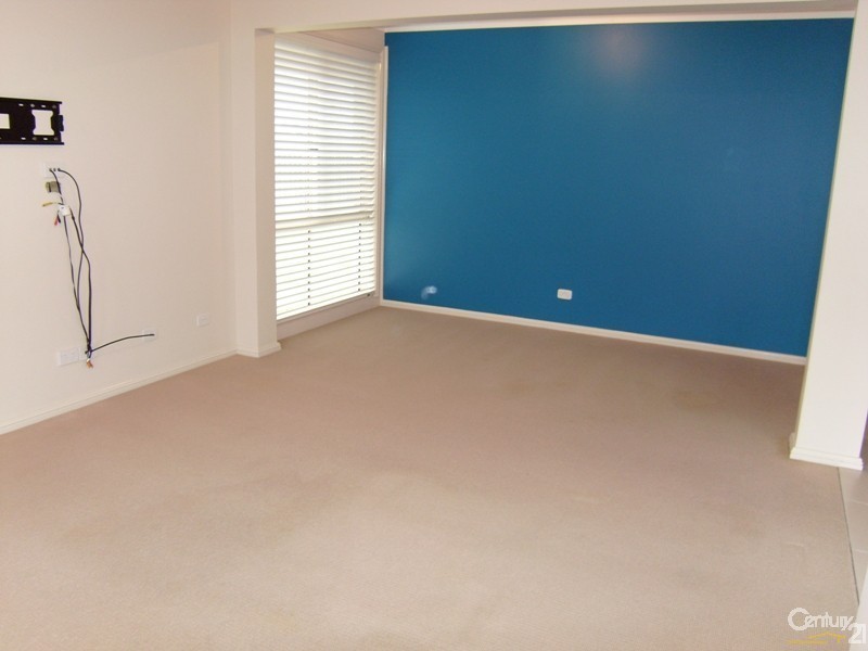 15 Graysynd Circuit, Cameron Park NSW 2285