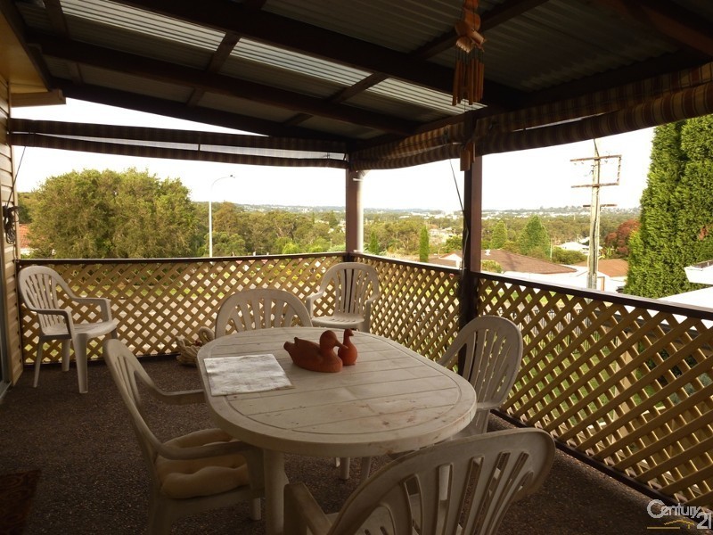 1 Murchison Avenue, Edgeworth NSW 2285
