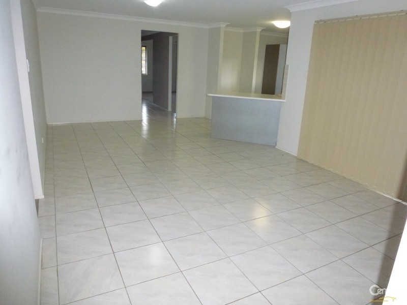 16 Clarkstone Avenue, Cameron Park NSW 2285