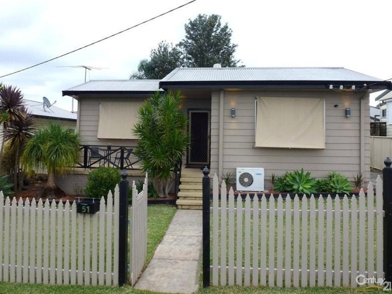 51 Neilson Street, Edgeworth NSW 2285