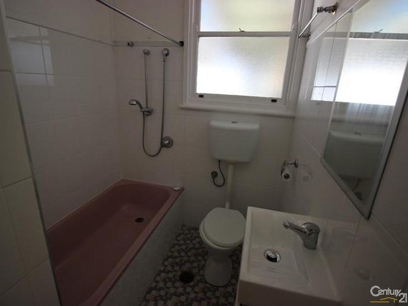 8 Jennings Street, Gateshead NSW 2290