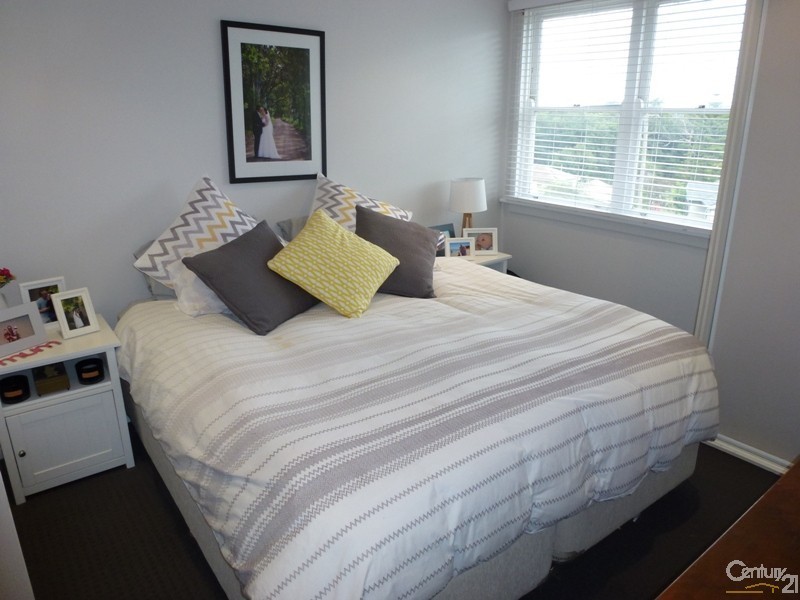 36 Bean Street, Gateshead NSW 2290