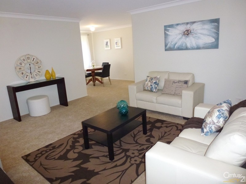 1 Cypress Close, Fletcher NSW 2287